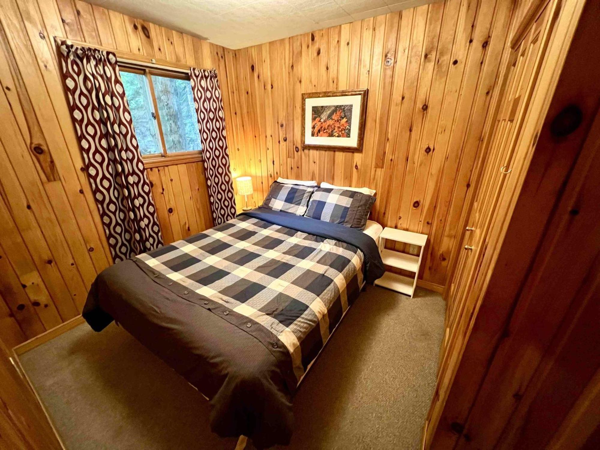 High Falls Bay Cottages, Camping & Waterpark Bracebridge Buitenkant foto